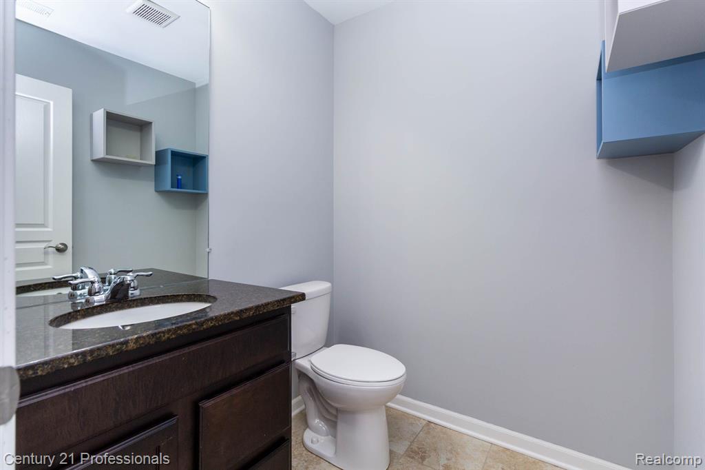 951 Barclay Circle, Unit 48 Rochester Hills, MI 48307 - Photo 30 of 31