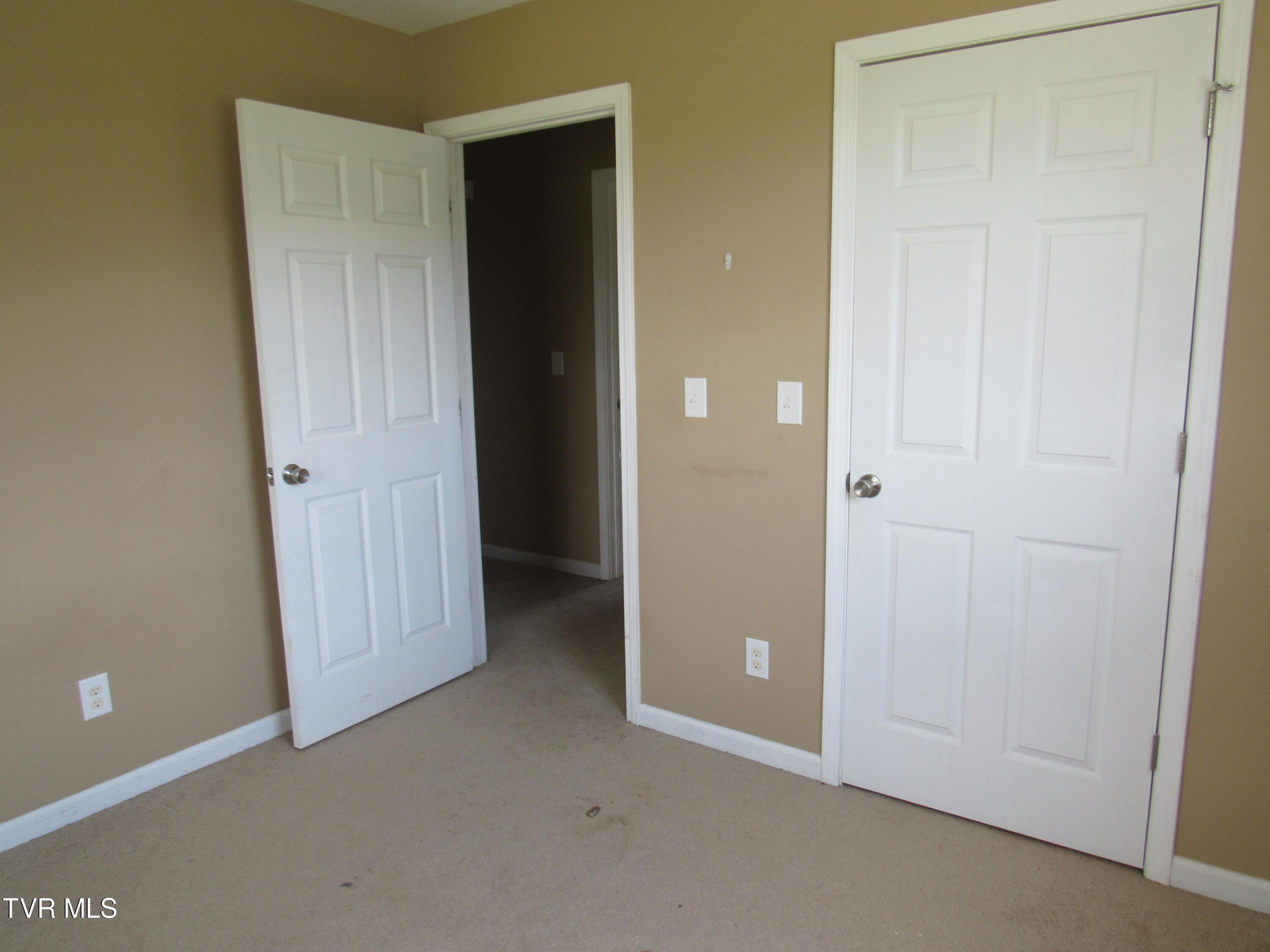 1285 Jim Fox Road Greeneville, TN 37743 - Photo 28 of 47 IMG_2475