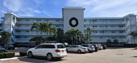 $499,000 | 60 Yacht Club Drive, Unit 103, North Palm Beach, FL 33408