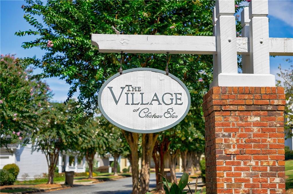 2370 Muskogee Lane Braselton, GA 30517 - Photo 25 of 27 a view of a sign board with a fountain