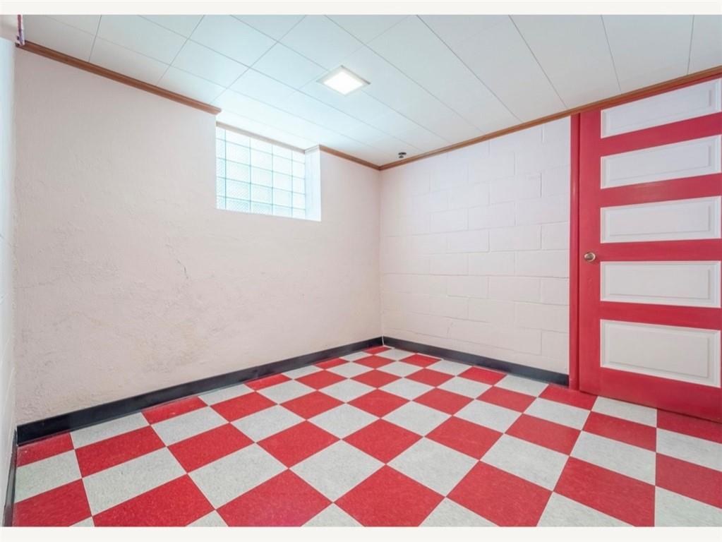 4745 Friendship Avenue Pittsburgh, PA 15224 - Photo 19 of 25 a view of a room with windows