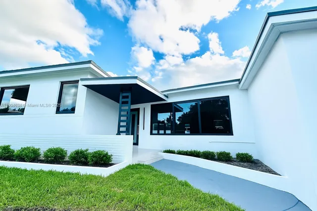 $715,000 | 20 Northeast 135th Street, North Miami, FL 33161