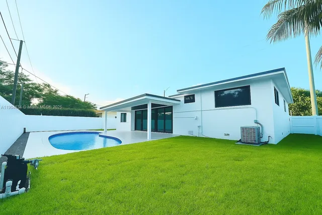 $715,000 | 20 Northeast 135th Street, North Miami, FL 33161