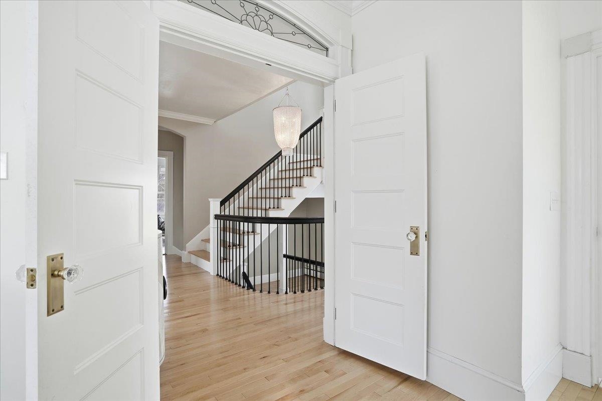 2159 Elm Street Manchester, NH 03104 - Photo 26 of 58