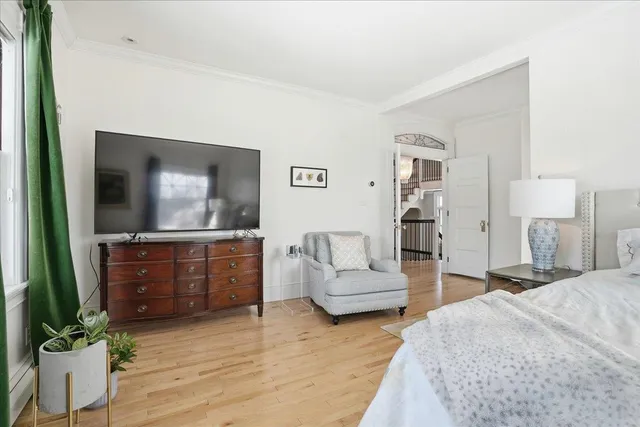 $949,900 | 2159 Elm Street, Manchester, NH 03104