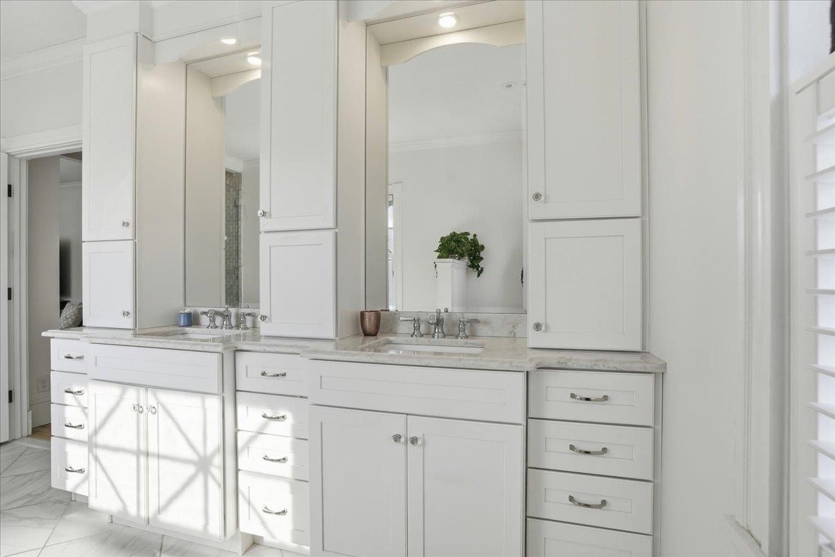 2159 Elm Street Manchester, NH 03104 - Photo 30 of 58