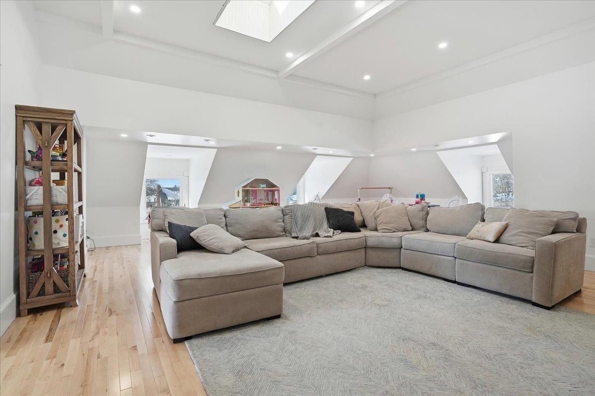 2159 Elm Street Manchester, NH 03104 - Photo 42 of 58