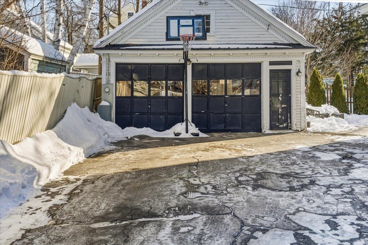 2159 Elm Street Manchester, NH 03104 - Photo 49 of 58