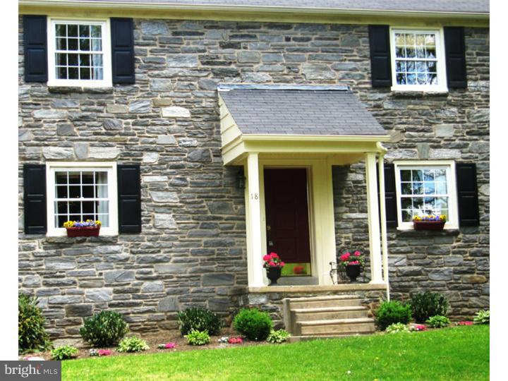 18 Oakford Road Wayne, PA 19087 - Photo 2 of 25 Exterior Front