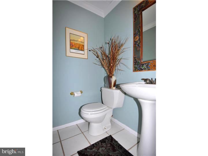 18 Oakford Road Wayne, PA 19087 - Photo 23 of 25 Half Bath