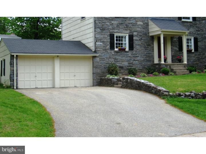 18 Oakford Road Wayne, PA 19087 - Photo 24 of 25 Driveway