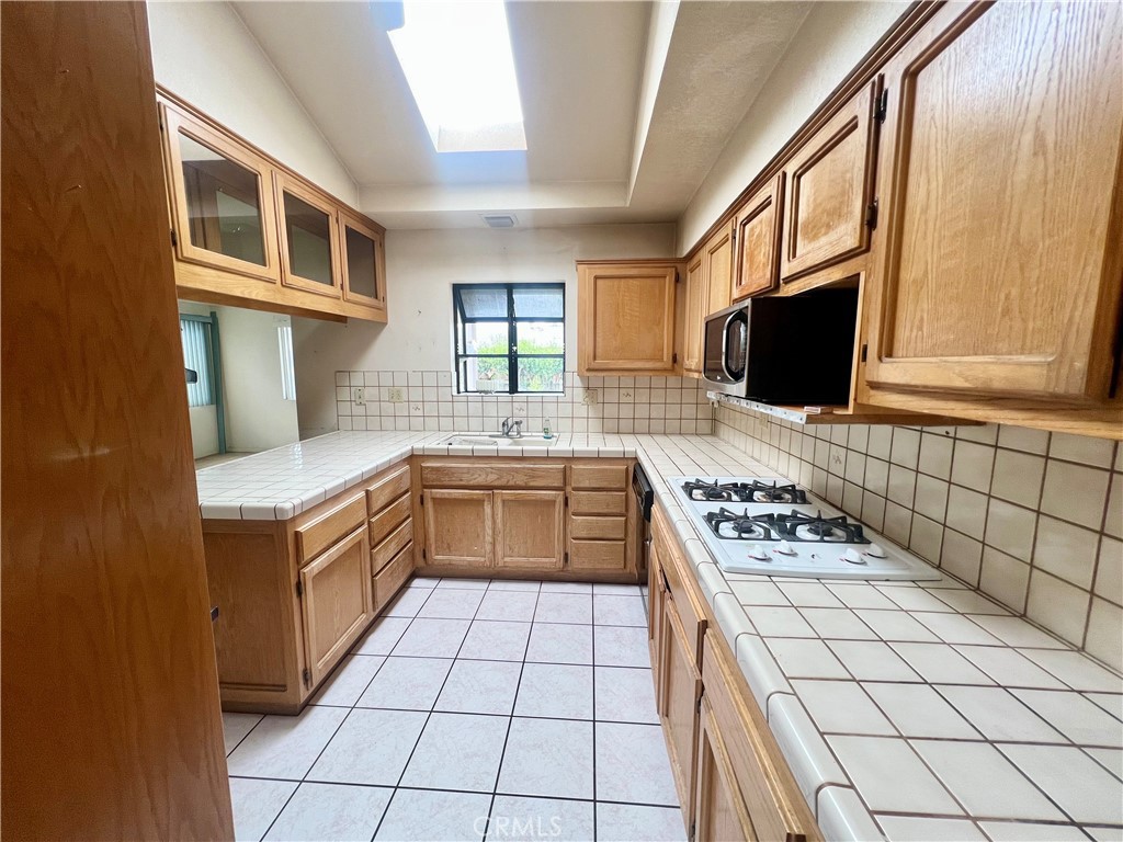 29055 Bradley Road Menifee, CA 92586 - Photo 12 of 23