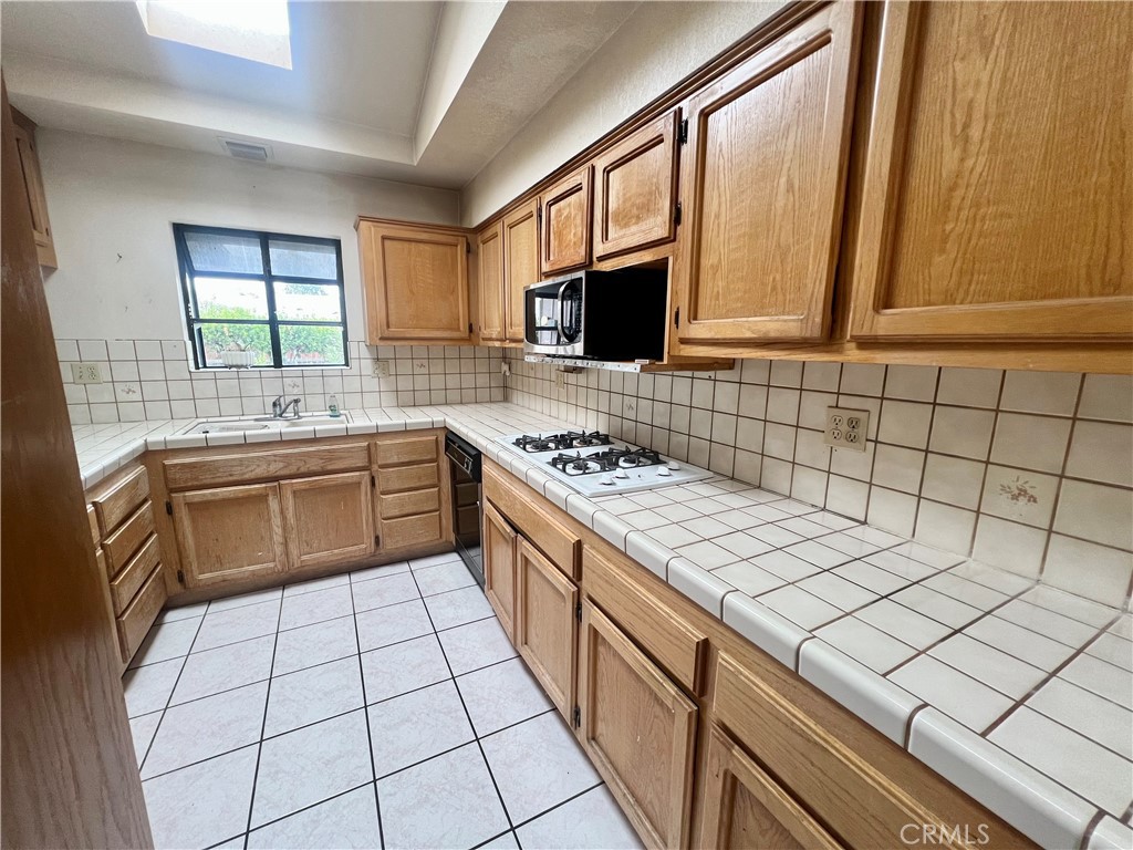 29055 Bradley Road Menifee, CA 92586 - Photo 13 of 23