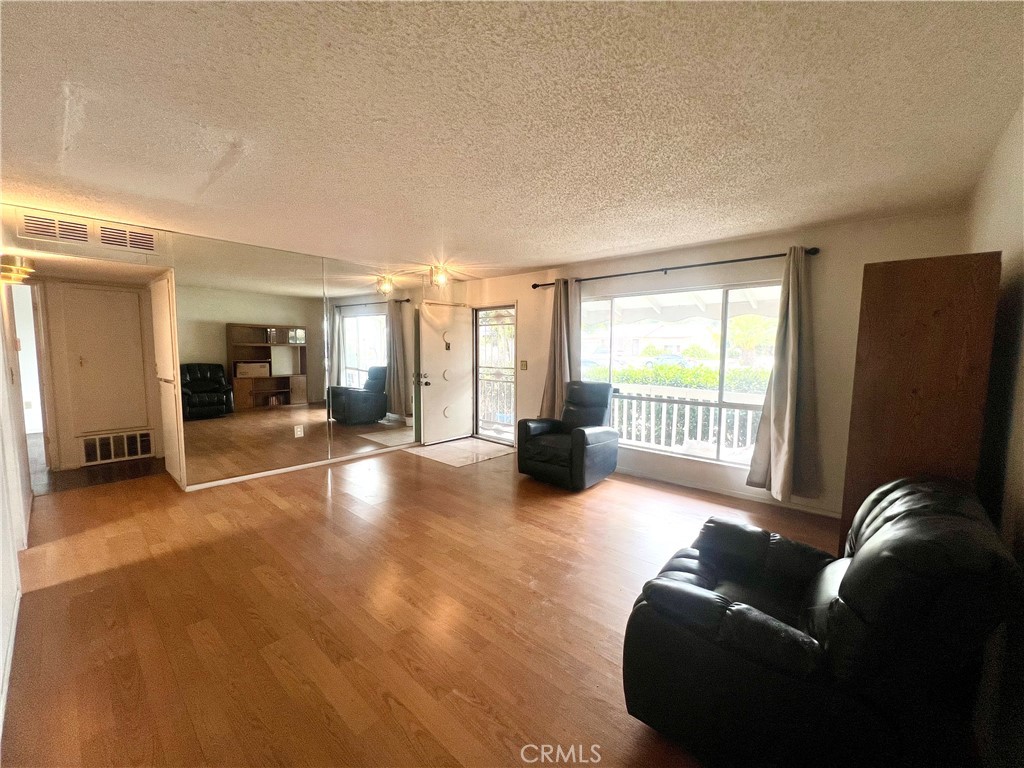 29055 Bradley Road Menifee, CA 92586 - Photo 6 of 23