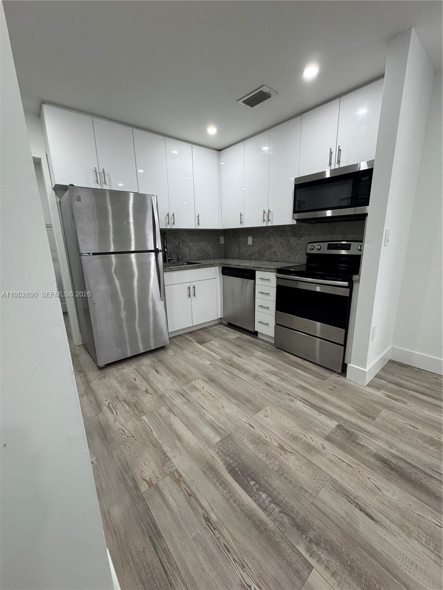 3609 Southwest 27th Street, Unit 3609 Miami, FL 33133 - Photo 10 of 12