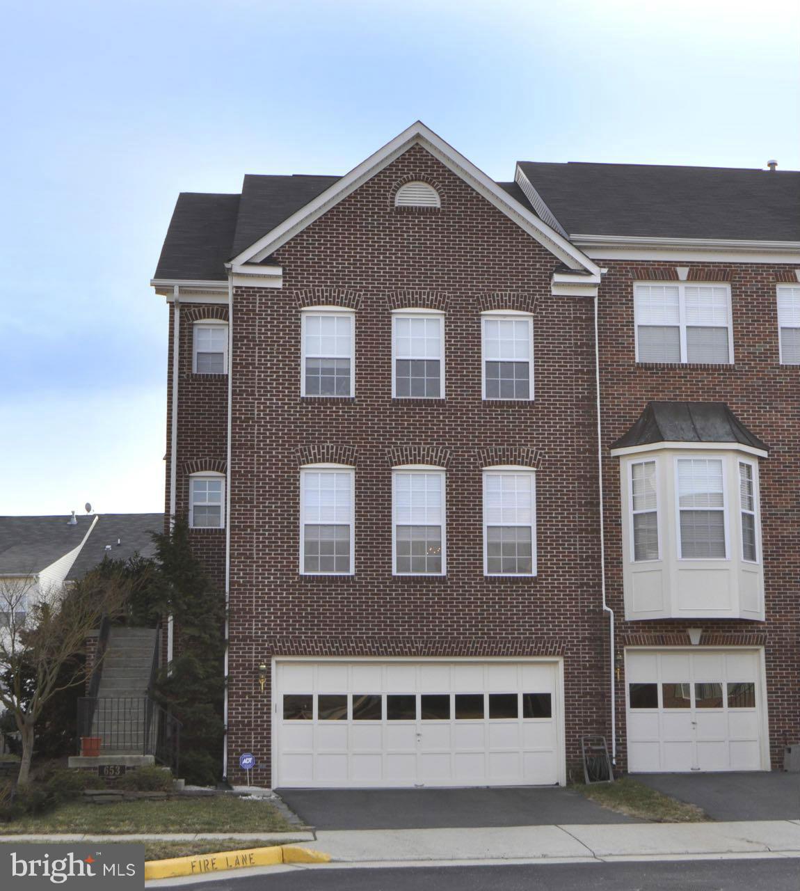 653 Springhouse Square Southeast Leesburg, VA 20175 - Photo 30 of 30 Exterior (Front)