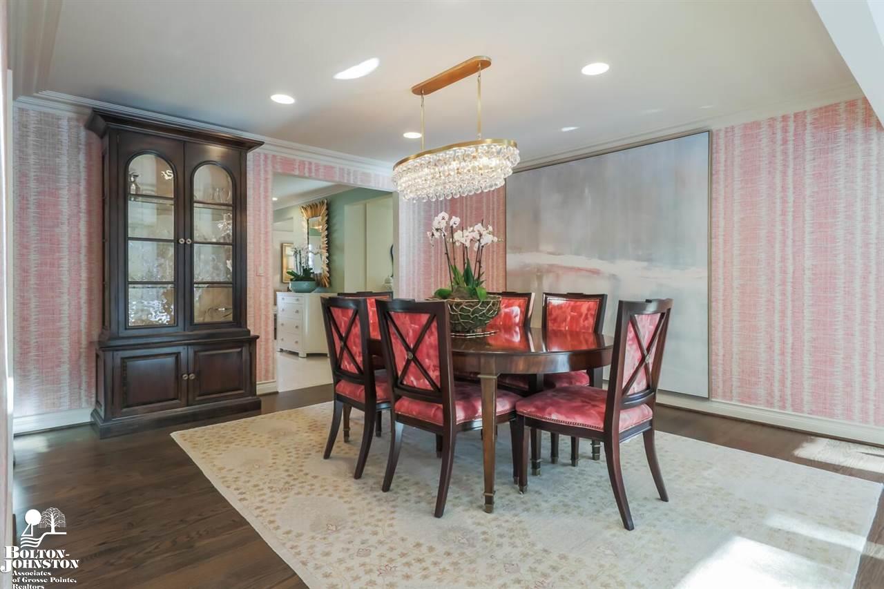 9 Stratton Place Grosse Pointe Shores, MI 48236 - Photo 16 of 68