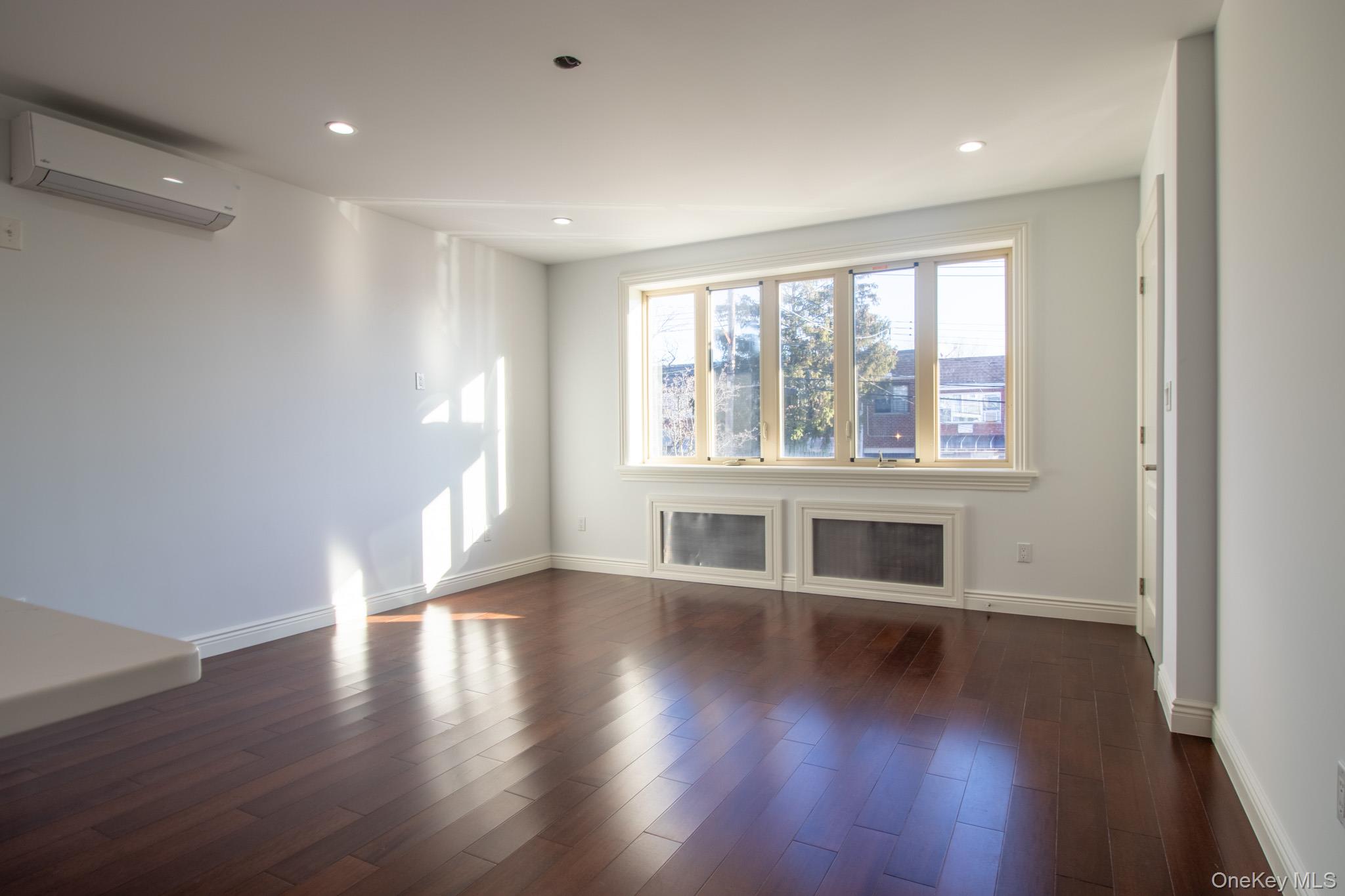 924 129th Street Queens, NY 11356 - Photo 19 of 23