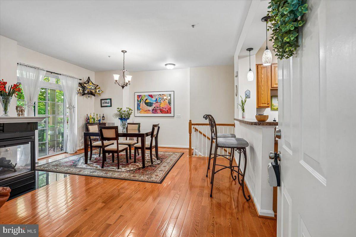 13806 Breezy Ridge Way Woodbridge, VA 22191 - Photo 6 of 42 Dining Room