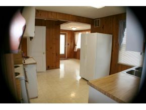 1508 Kings Road Kingsport, TN 37664 - Photo 8 of 11 Kitchen and eatin view