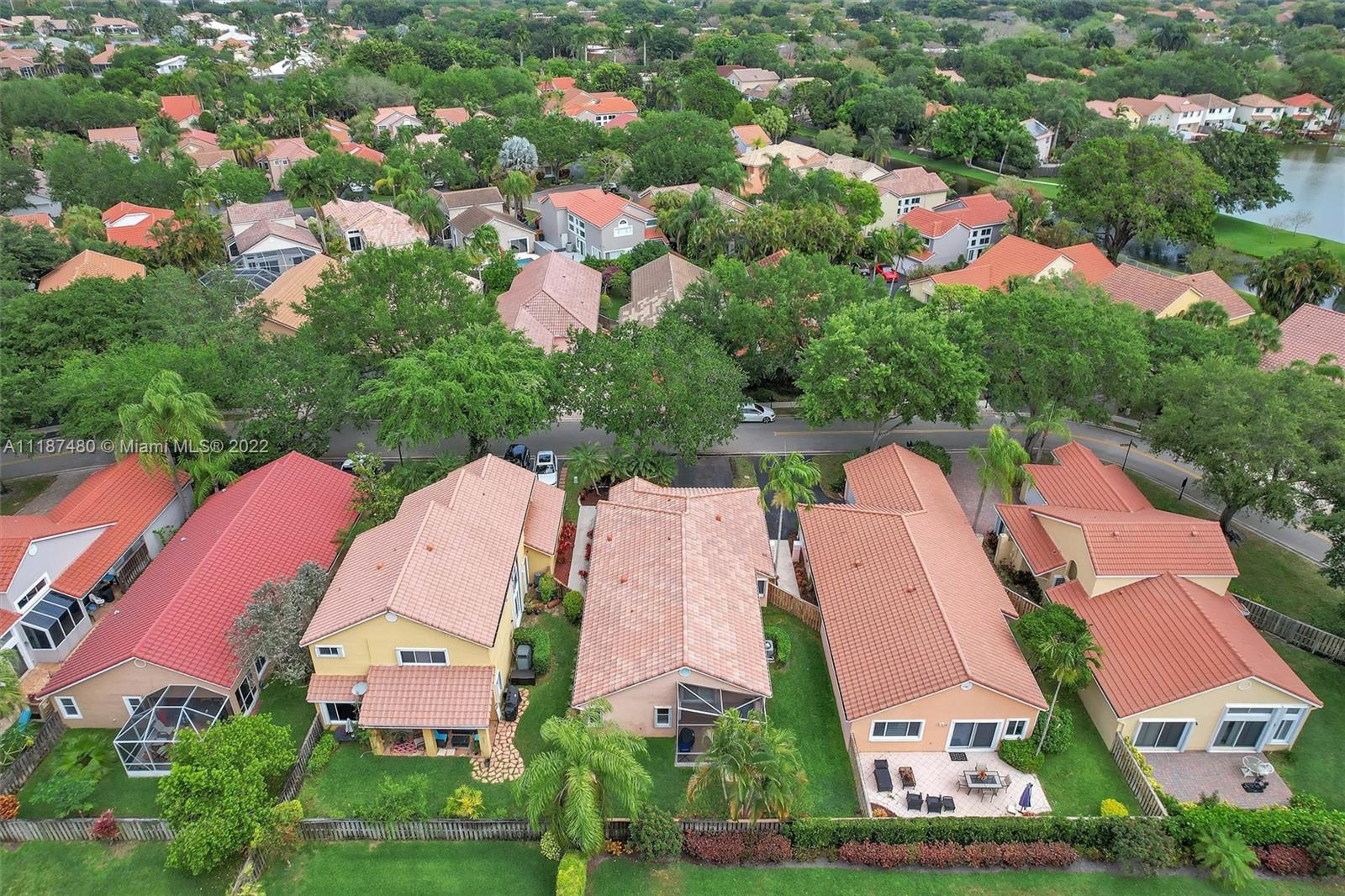 Jacaranda Plantation, FL 33324 - Photo 40 of 43 an aerial view of house with yard