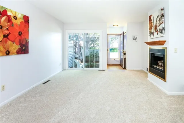 $215,000 | 10005 Russell Avenue North, Unit 3, Brooklyn Park, MN 55444