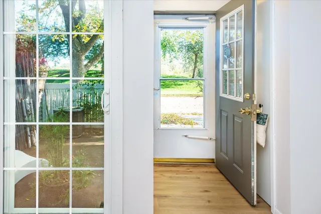 $215,000 | 10005 Russell Avenue North, Unit 3, Brooklyn Park, MN 55444