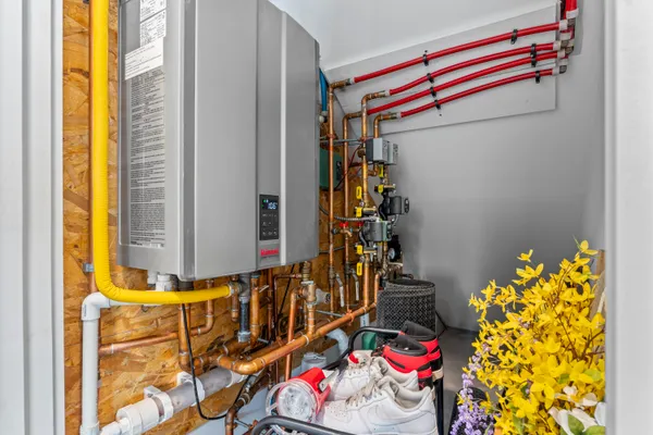 $605,000 | 45 Enterprise Drive, Brunswick, ME 04011