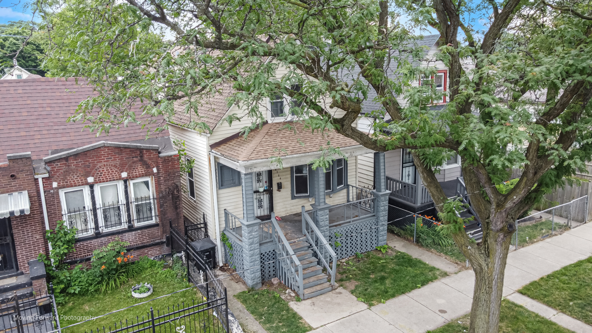 7207 South Winchester Ave  