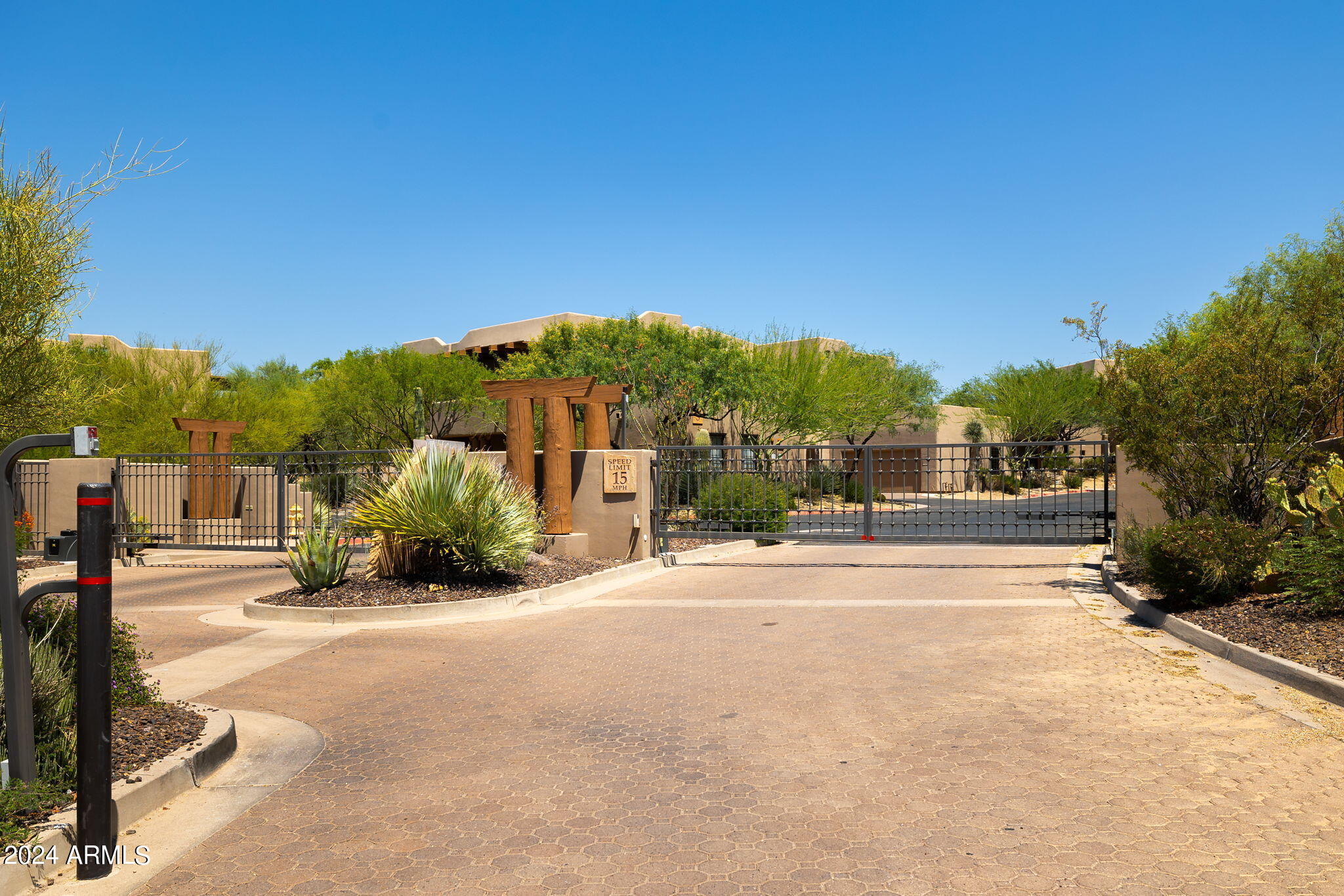 36601 North Mule Train Road, Unit A5 Carefree, AZ 85377 - Photo 53 of 57 1-web-or-mls-36601-n-mule-train-rd-a5