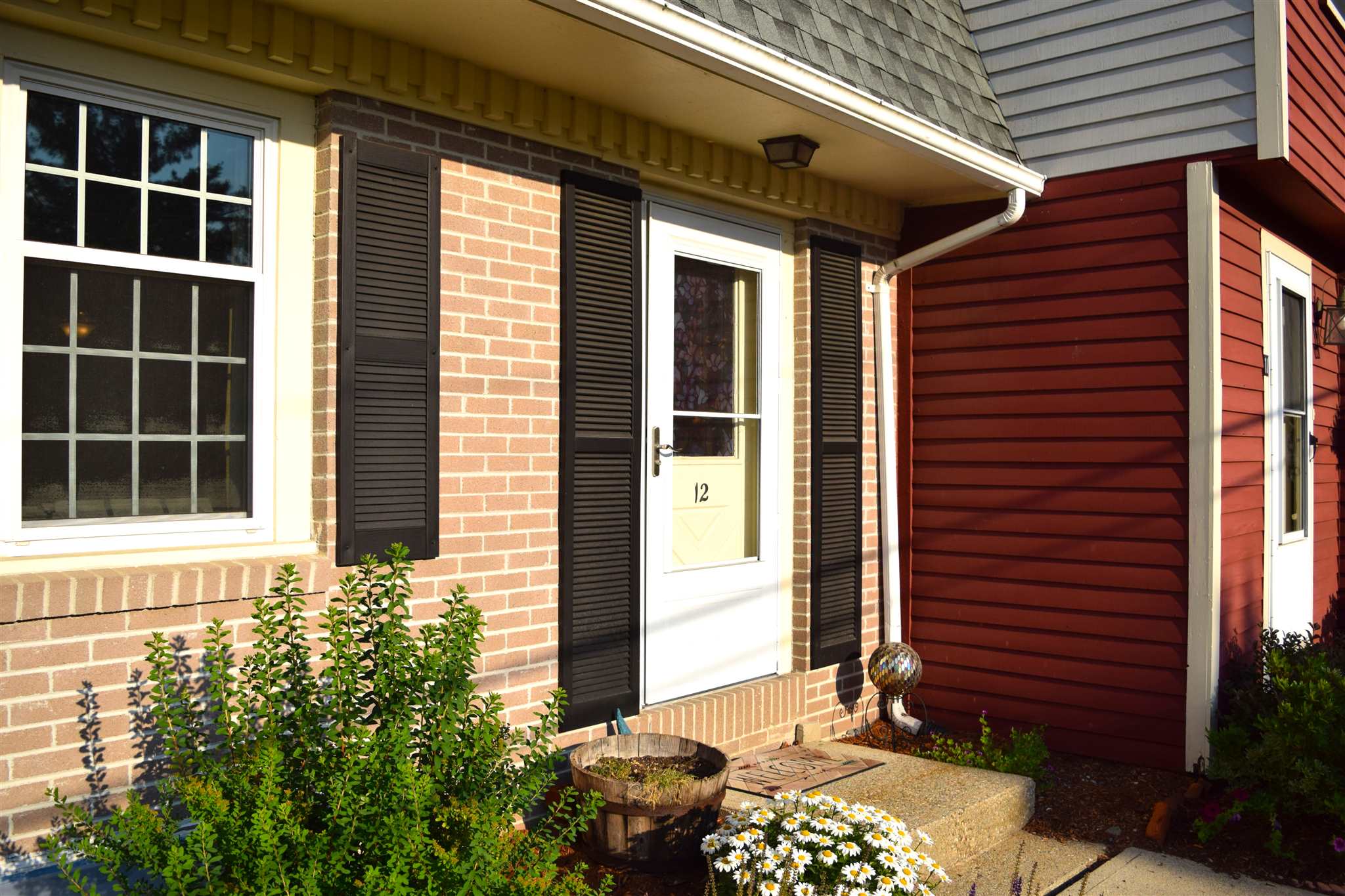 12 Cannongate III Road Nashua, NH 03063 - Photo 2 of 18 Gallery Image 2