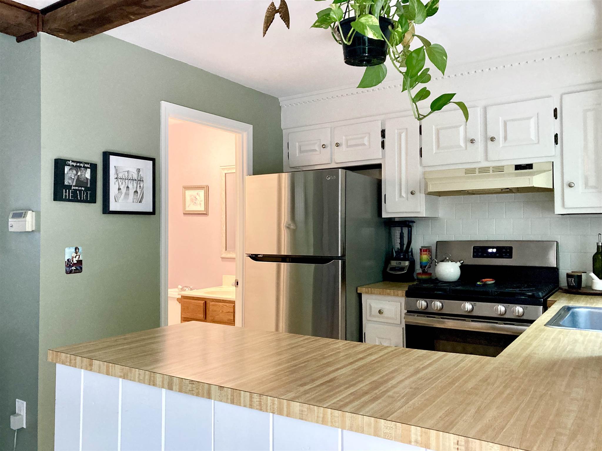 12 Cannongate III Road Nashua, NH 03063 - Photo 3 of 18 Gallery Image 3