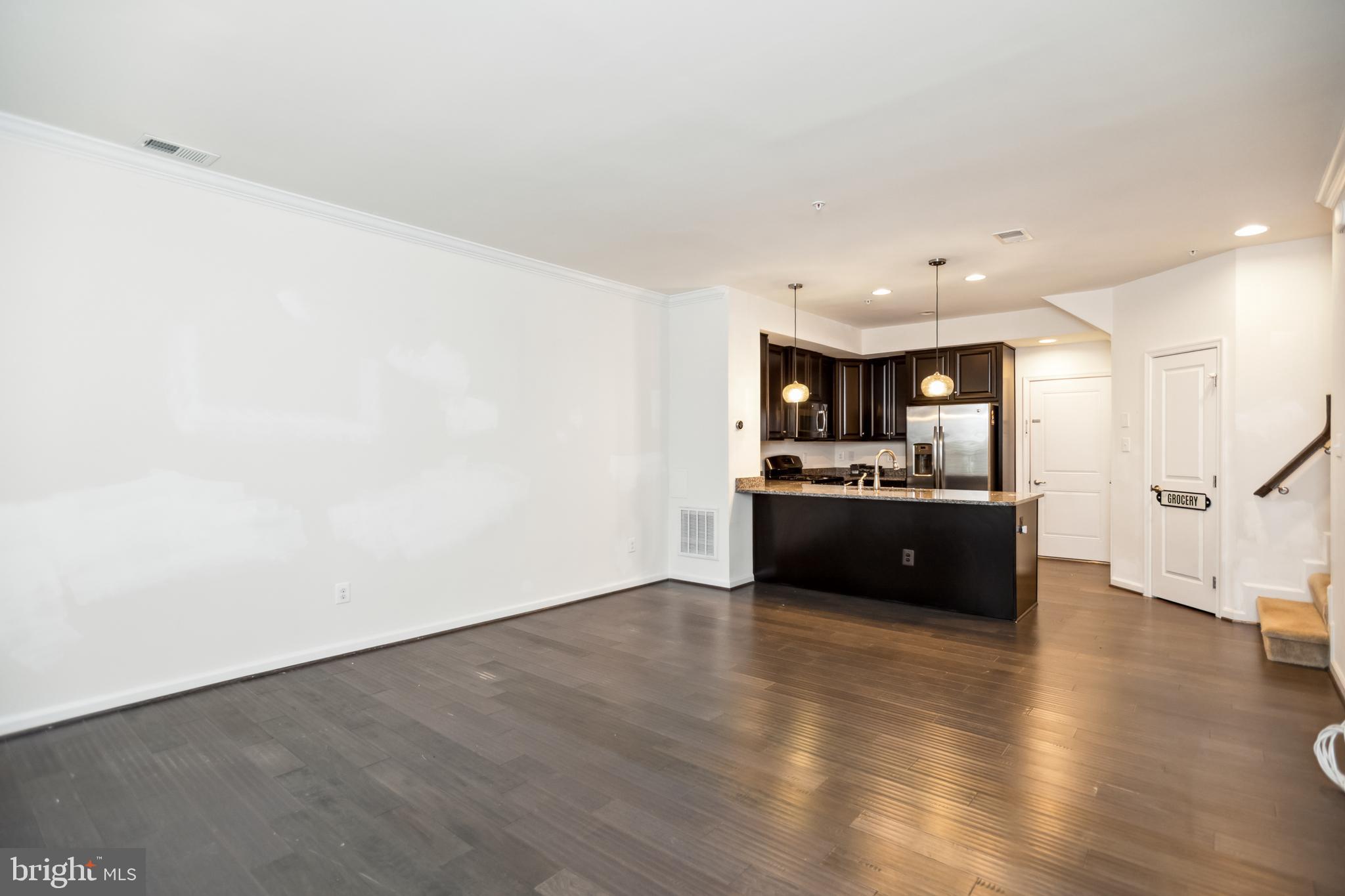 7542 Brunson Circle Gainesville, VA 20155 - Photo 5 of 29