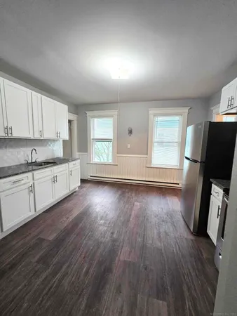 $1,750 | 652 Watertown Avenue, Unit 3, Waterbury, CT 06708