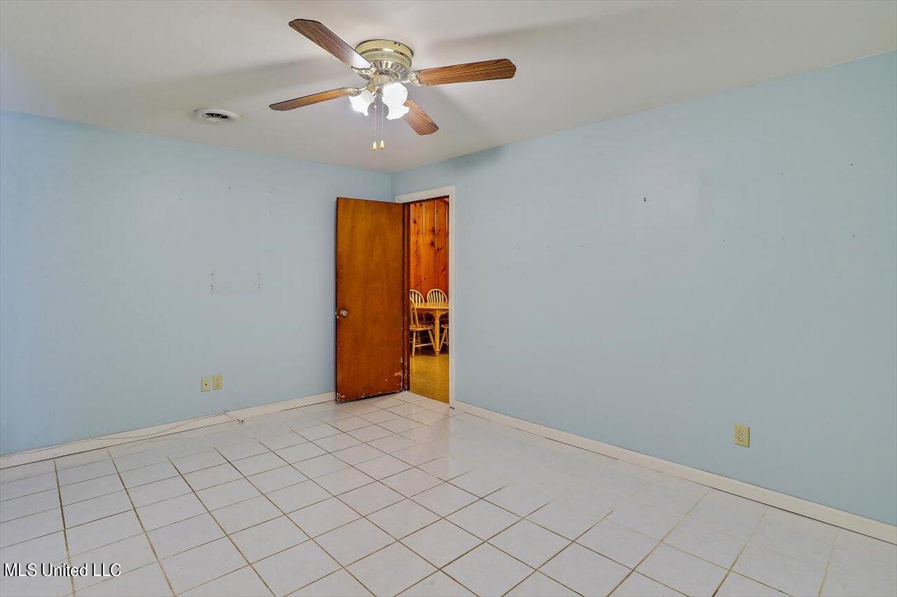 5621 Hearn Street Jackson, MS 39206 - Photo 7 of 28 07-5621 Hearn St