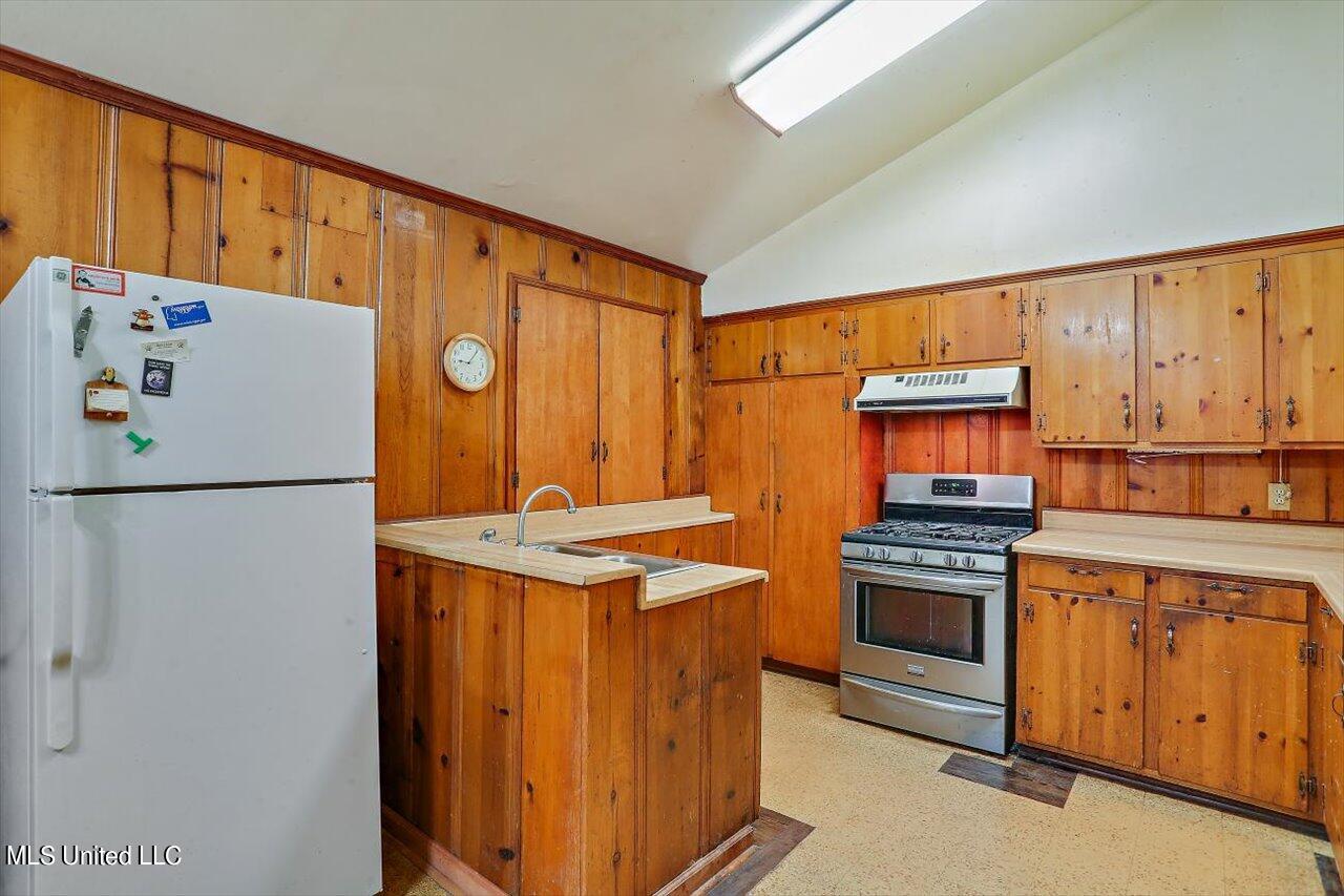 5621 Hearn Street Jackson, MS 39206 - Photo 9 of 28 09-5621 Hearn St