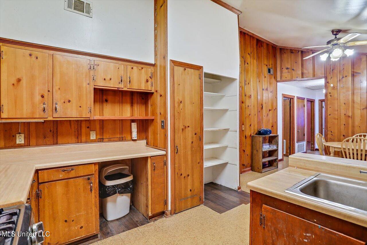 5621 Hearn Street Jackson, MS 39206 - Photo 10 of 28 10-5621 Hearn St