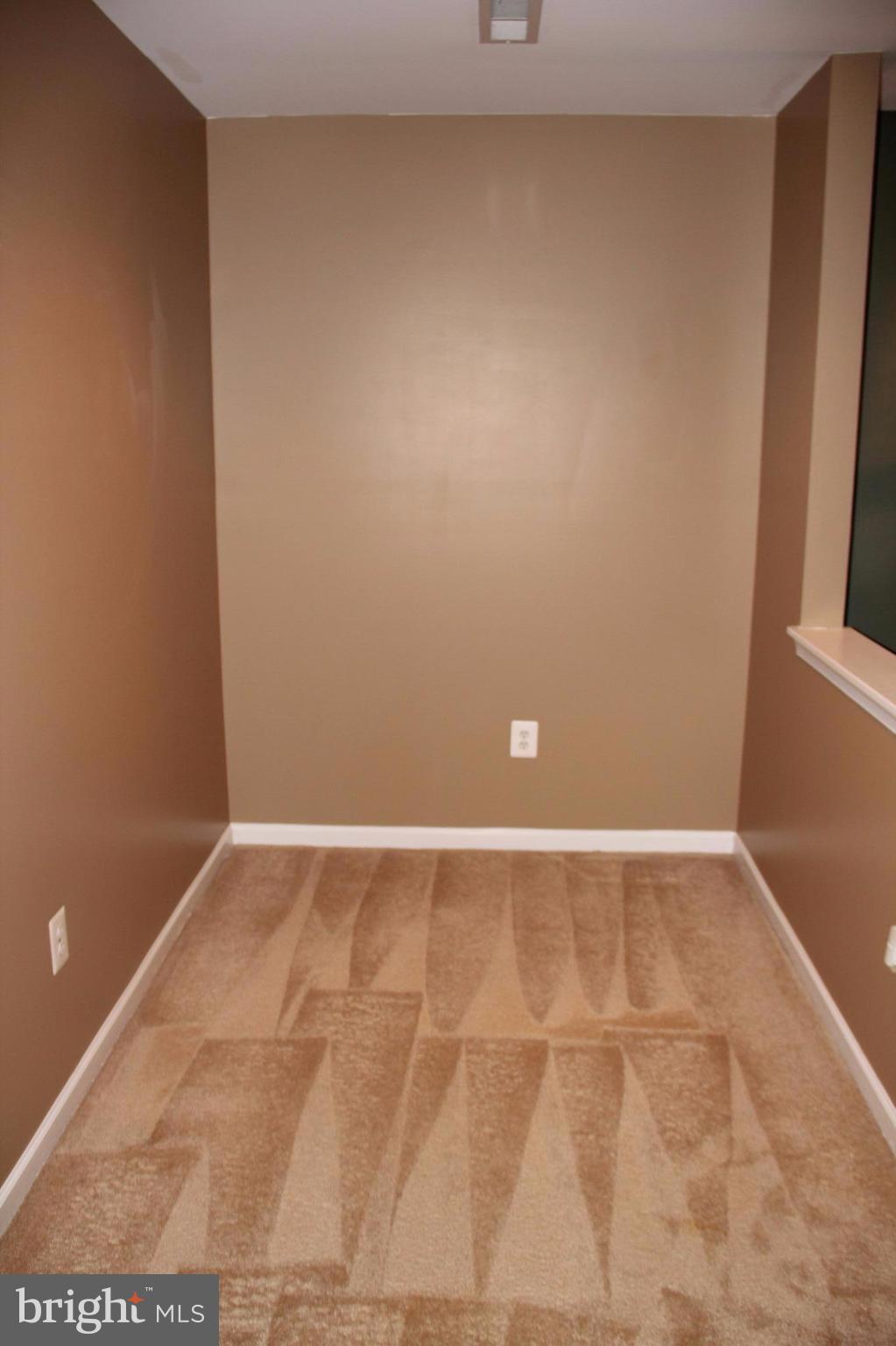 703 MacDill Road Baltimore, MD 21220 - Photo 13 of 26 Interior (General)