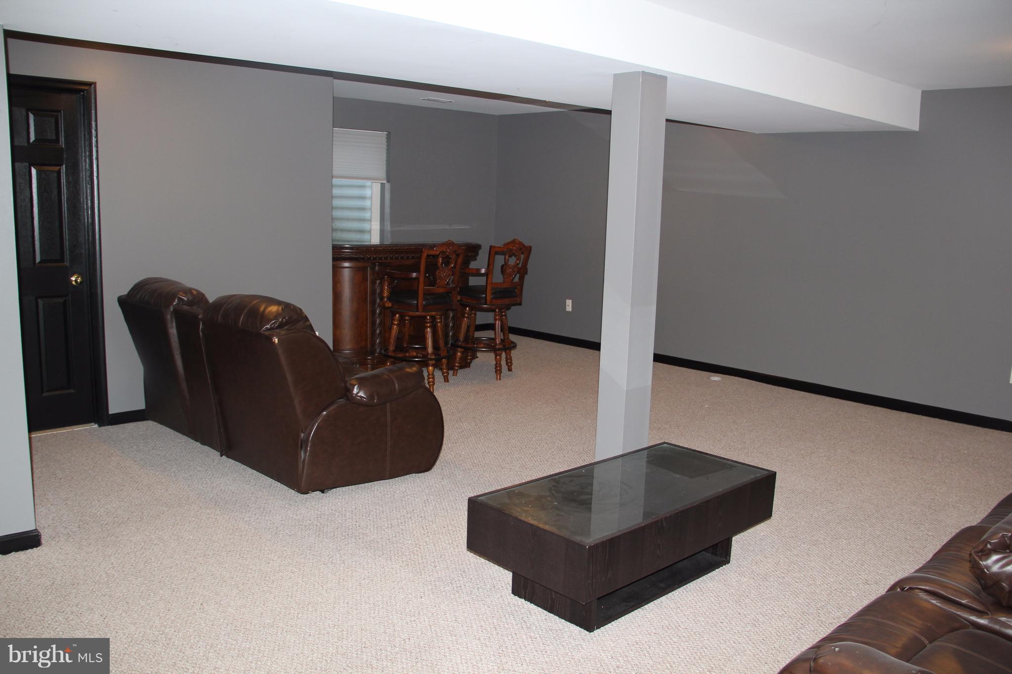 703 MacDill Road Baltimore, MD 21220 - Photo 23 of 26 Family Room