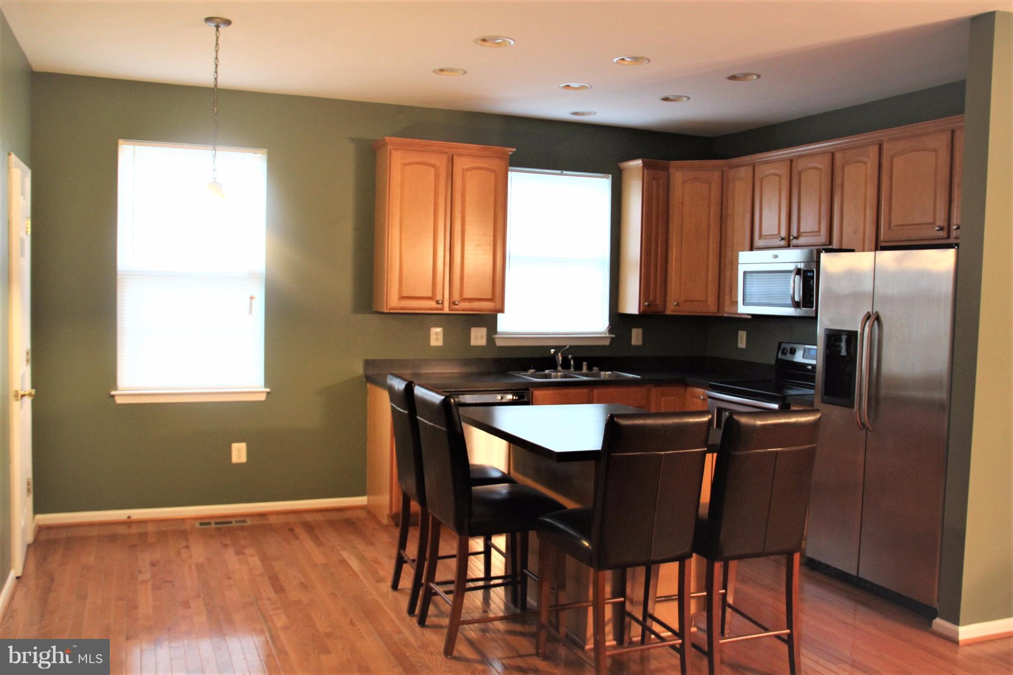 703 MacDill Road Baltimore, MD 21220 - Photo 7 of 26 Kitchen