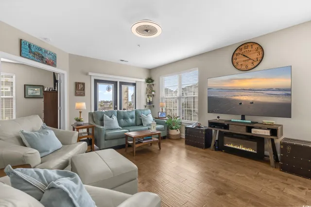 $275,000 | 142 Ella Kinley Circle, Unit 304, Myrtle Beach, SC 29588