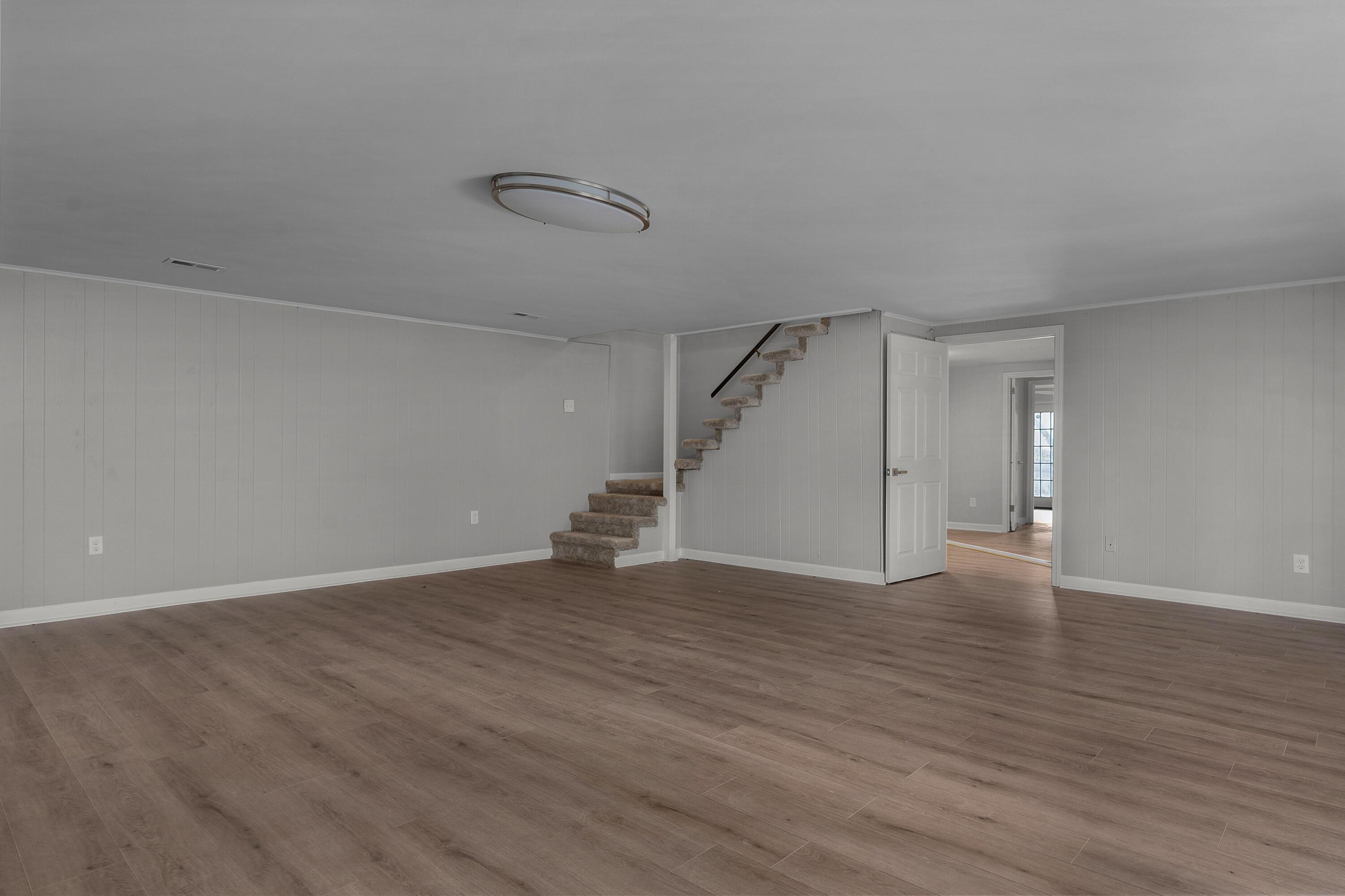 1313 Timbercrest Lane Chattanooga, TN 37421 - Photo 27 of 44 34 - 1313 Timbercrest Ln - Interiors