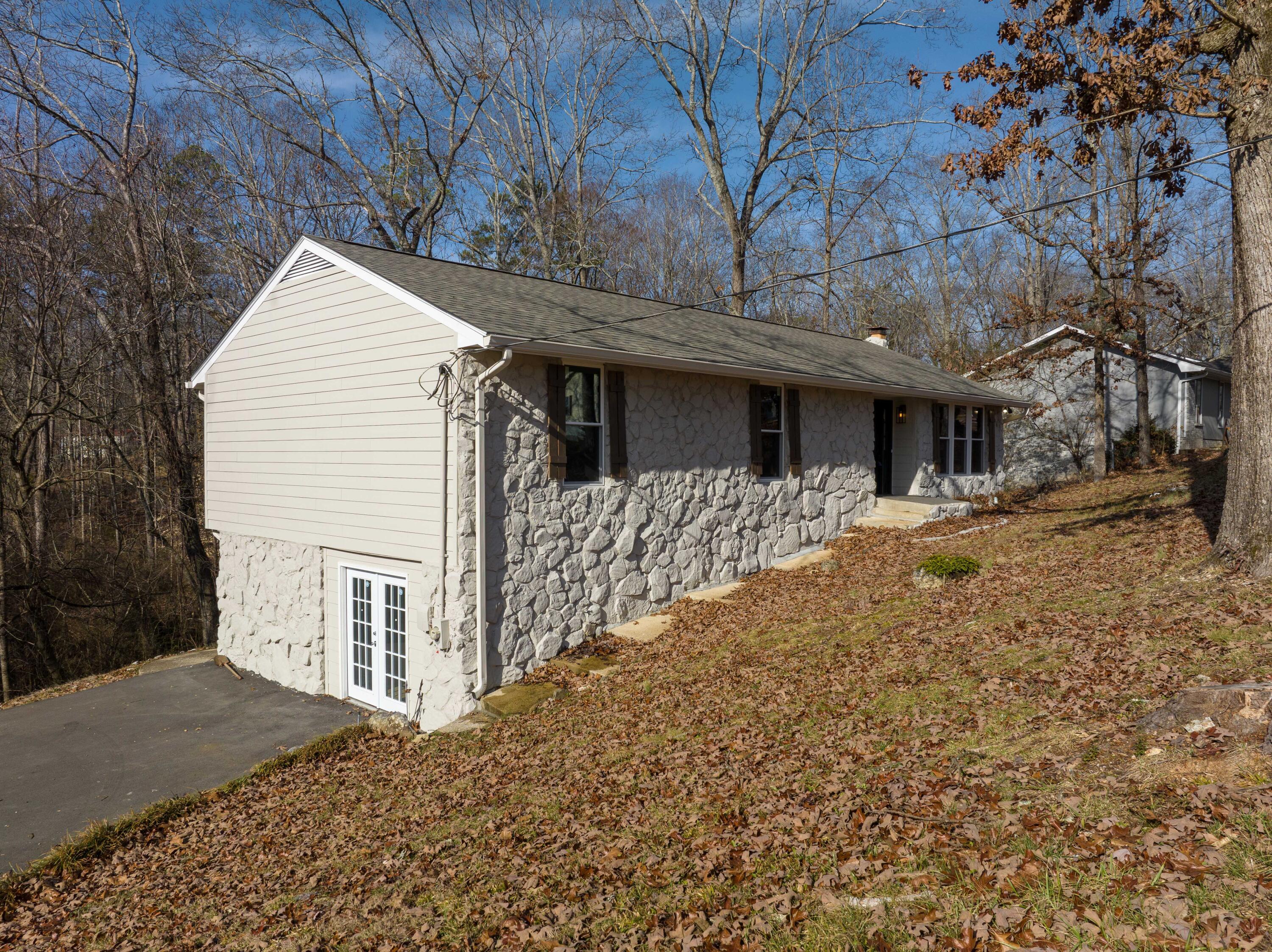 1313 Timbercrest Lane Chattanooga, TN 37421 - Photo 4 of 44 01 - 1313 Timbercrest Ln - Aerials