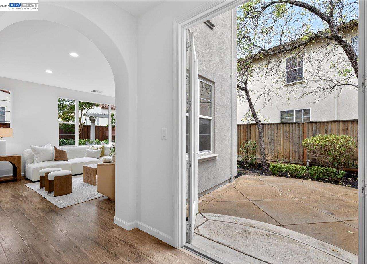 8148 Briar Oaks Drive San Ramon, CA 94582 - Photo 20 of 40 a house view with a outdoor space