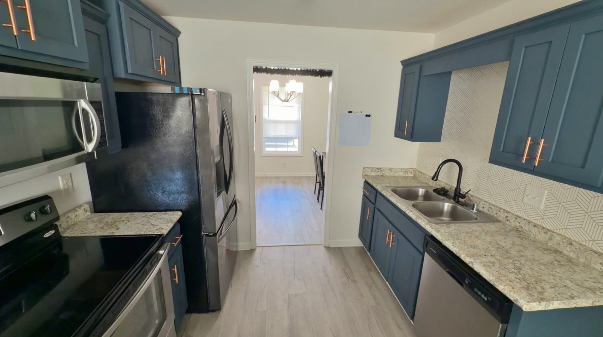 949 Hugh Hunter Road Oak Grove, KY 42262 - Photo 8 of 17