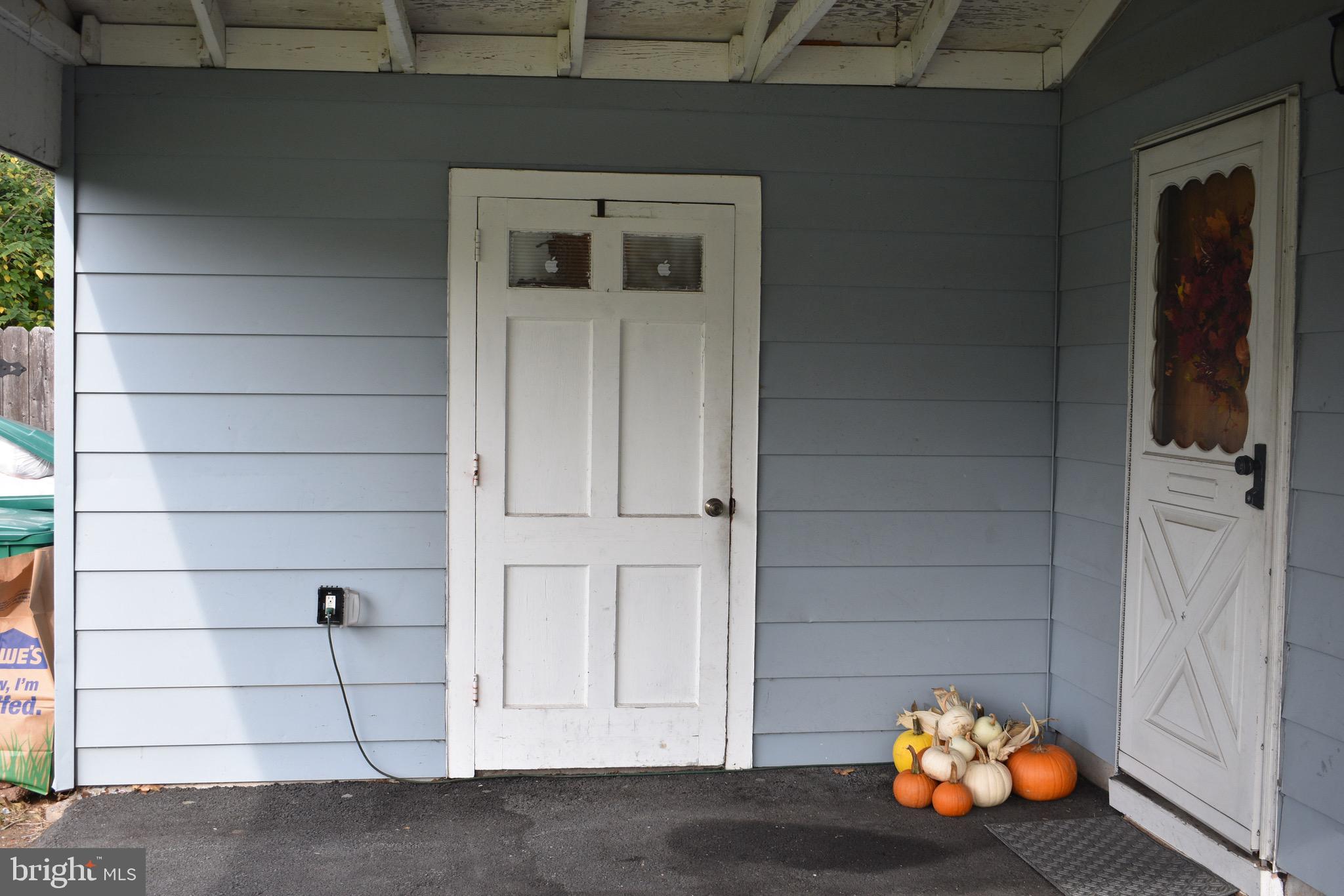 17 Inwood Road Levittown, PA 19057 - Photo 8 of 30 Attached Shed