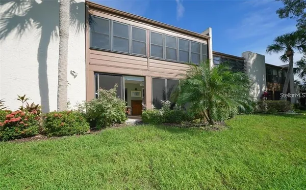 $1,800 | 183 Pineneedle Drive, Bradenton, FL 34210
