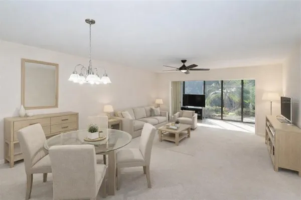 $1,800 | 183 Pineneedle Drive, Bradenton, FL 34210