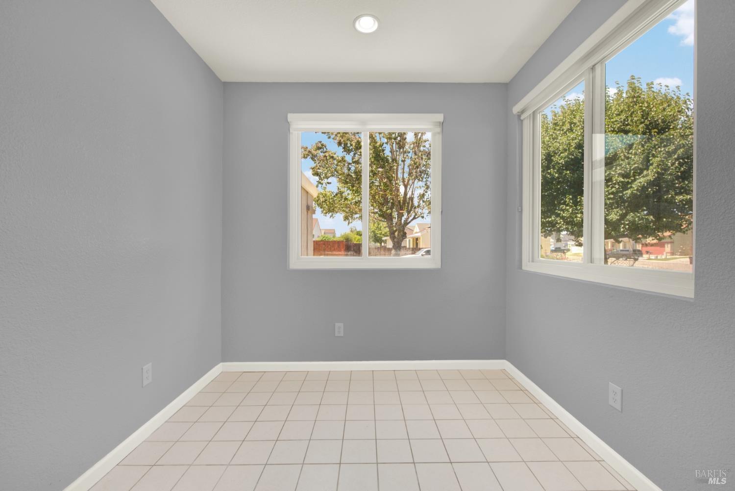 512 Vierra Street Rio Vista, CA 94571 - Photo 40 of 76