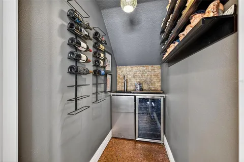 $999,000 | 4012 West Bay To Bay Boulevard, Tampa, FL 33629